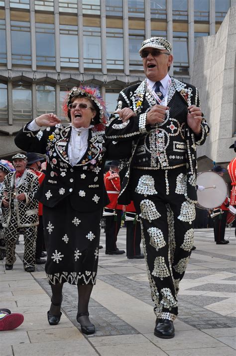 The cats were a dutch rock band formed in volendam in 1964. Cats, Dogs and Eiderdowns: Pearly Kings and Queens