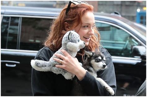 Celebrities Who Own Some Of The Most Exotic Animals As Pets Page 2 Of