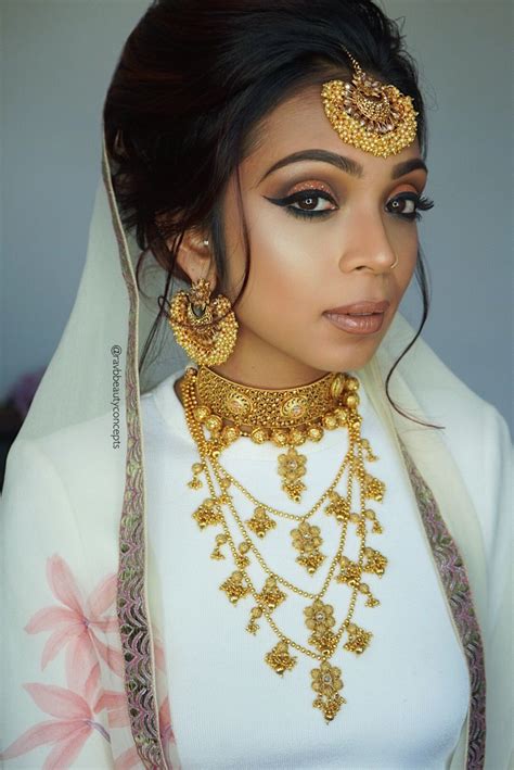indian bridal makeup bridal makeup indian bridal hair bridal hair messy up do bridal up do