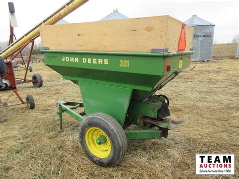 John Deere 301 Sa Fertilizer Spreader 21ff Team Auctions