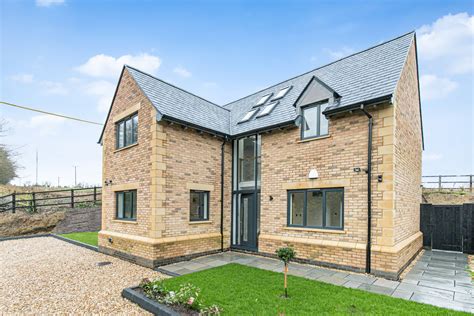 4 bedroom detached house for sale in woodlands house beckley ox33 wheatley estates