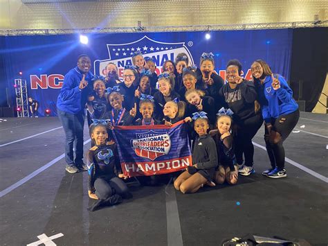 Top Cheer Gym in Lexington, KY | United Elite Cheer & Tumbling