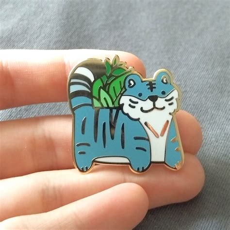 Tiger Enamel Pin Selection Needed Crowlines