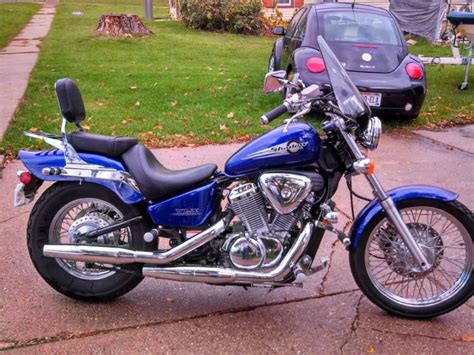 Stock tire sizes are on the front, and on the rear. 2004 Honda Shadow VTX 600 CD for sale on 2040-motos