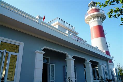 Ba Làng An, ngọn hải đăng có tên lạ bên bờ biển Quảng Ngãi