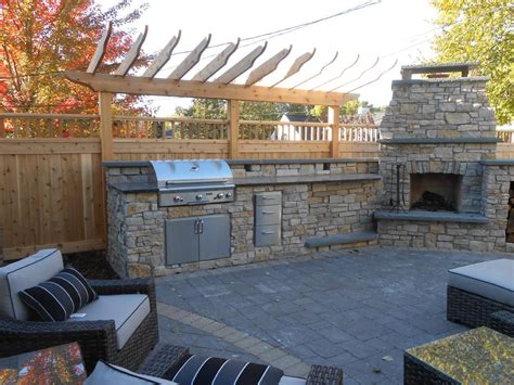 Linden Hills Minneapolis Outdoor Fireplace And Grill Twin