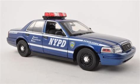 Diecast Model Cars Ford Crown 118 Greenlight Victoria Police