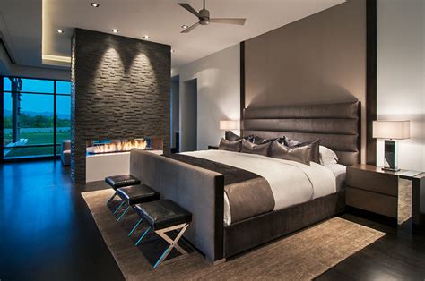 Minimalist Mountainside Contemporary Bedroom Phoenix By Ownby