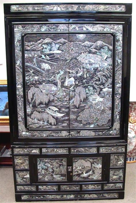 Korean Lacquer And Inlaid Mother Of Pearl Asian Furniture Oriental
