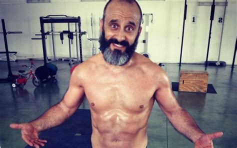 Actor, apresentador, humorista, youtuber, podcaster, produtor de conteúdos. Rui Unas Revela transformação corporal após 7 meses sem ...