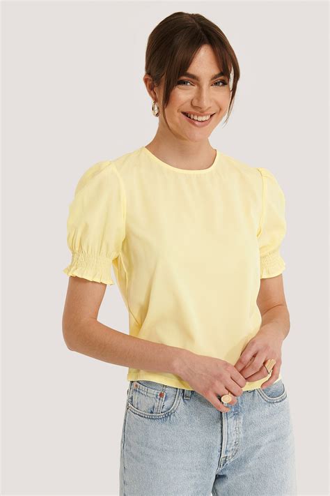 Round Neck Shirred Sleeve Top Yellow Na Kd