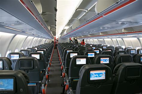 Jetstar Airbus A330 200 Economy Cabin The Newish A330 200 Flickr