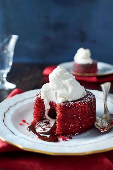 Www.hellomagazine.com split pea soup is pure comfort food and for many, a favored means to find the best christmas desserts this baking season. Molten Red Velvet Cakes | Recipe in 2020 | Desserts ...