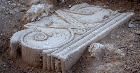 Rare Artifacts From The First Temple Era Discovered In Jerusalem