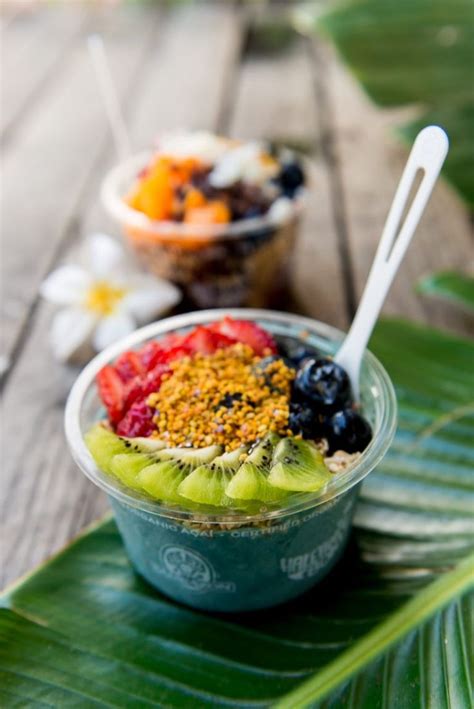 Tropical Smoothie Bowls From Our Fave Spot In Hawaii Recipe Tropical Food Smoothie Bowl