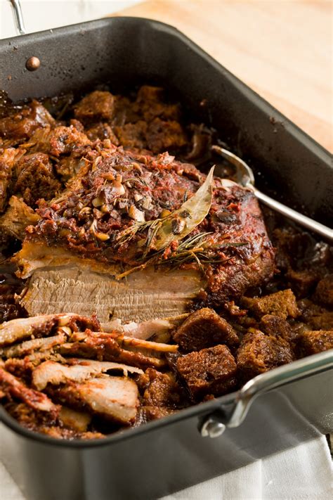 Easy Beef Brisket Pot Roast Recipe / How to Make Delicious Beef Brisket Pot Roast Recipe