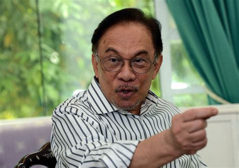 Datuk khairul anwar rahmat presiden sukaguam. Anwar fails bid to strike out pardon challenge | Malaysia ...