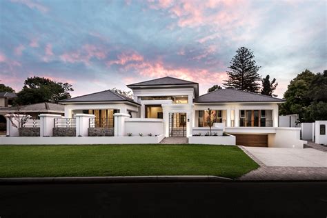 Since 1997, shonave homes has become the builder to turn to for distinctive custom homes and has proven a favorite among discriminating homebuyers. Luxury Custom Homes Perth, American Style Homes Perth