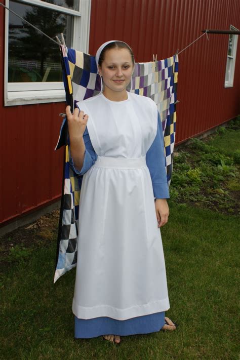 Her The Amish Clothesline Amish Clothing Amish Dress Amish Women