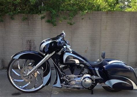 And whether custom bagger is hotels, building material shops, or farms. Black Custom Bagger | Motorcycle | Totally Rad Choppers
