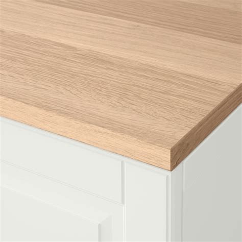 Oppbevaring kan være innebygd eller frittstående, og kan plasseres på mange smarte steder i alle mulige formater. https://www.ikea.com/no/no/p/besta-oppbevaring-med-dorer ...
