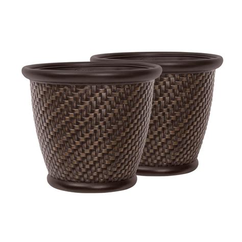 Suncast Herringbone 18 in. Round Bronze Painted Blow Molded Resin