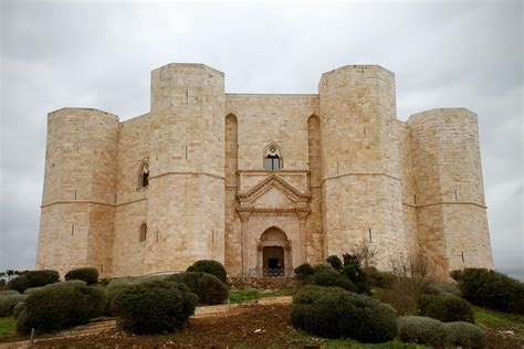 2023 Bari Trani By Train And Guided Tour Of Castel Del Monte With