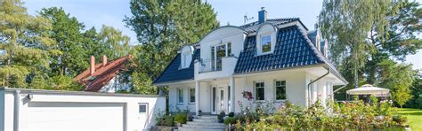 A new modern villa urban estate home is in the works in the old northside neighborhood in indianapolis to be located at 1530 broadway. Hausserie Villen - ARGE-HAUS Hausbau