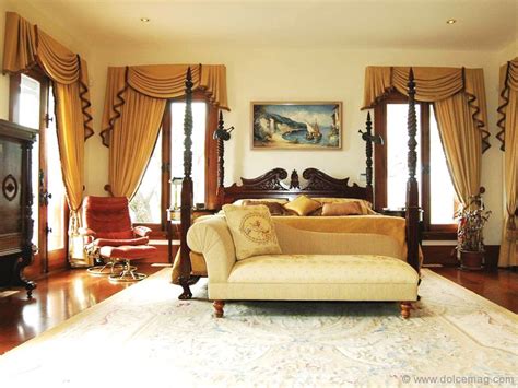 Hearst castle's third floor consists of w. The Castle on the Lake - Simcoe dream house | Dolce Luxury Magazine