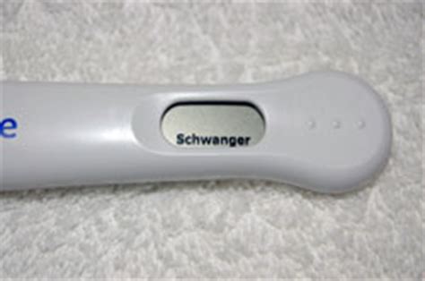 Tag ist der schwangerschaftstest positiv, sollte man zeitnah einen gynäkologen aufsuchen, um die schwangerschaftswoche exakt zu. Schwangerschaftstest: 4 Fragen und Antworten - www.Tipps.net