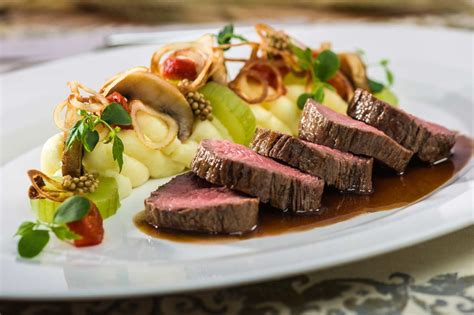 Gourmet Beef Gourmet Food Plating Gourmet Recipes Beef Fillet