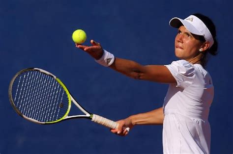 Perechea raluca olaru/nadia kicenok (romania/ucraina) a fost eliminata, sambata, in semifinalele probei de dublu din cadrul turneului de categorie wta 500 de la. Raluca Olaru, calificare dramatică în optimi la Indian ...