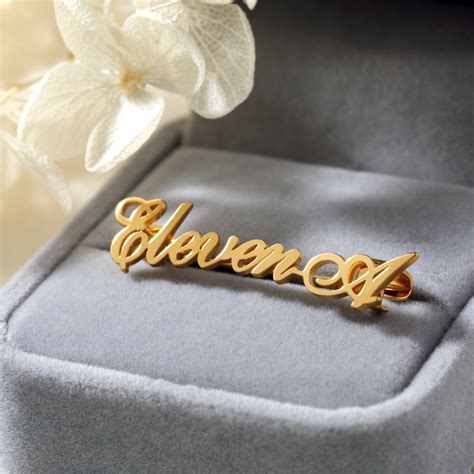 Design Any Name Brooches Pins For Women Men Unique Wedding Letters