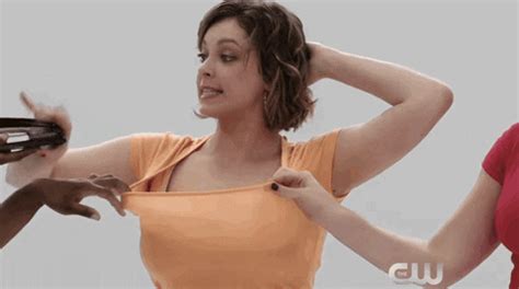 Sciencegirlfriends Gif Find Share On Giphy