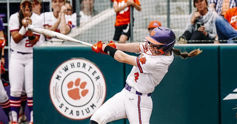 Tigers Clinch Series Over No 23 Notre Dame In Walk Off Fashion Tigernet