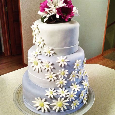Daisy Wedding Cake Daisy Wedding Cakes Daisy Wedding Wedding Cakes