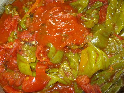 RICETTA PEPERONCINI VERDI IN PADELLA