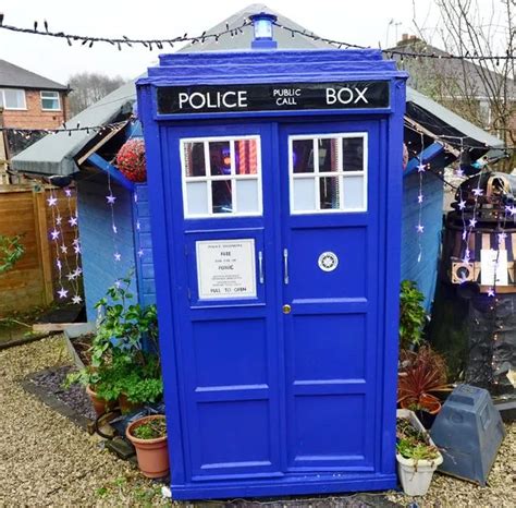 Doctor Who Superfan Transforms His Shed Into This Amazing Life Sized