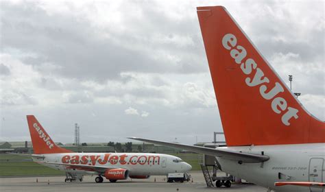 EasyJet to cut up to 30% of its workforce | New Europe