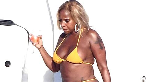 Mary J Blige And Taraji P Henson In Bikinis On Yacht In Sardinia Photos