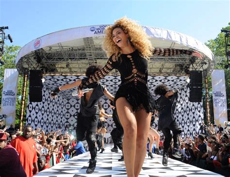 Beyonce Wows Crowd With Good Morning America Summer Concert Series