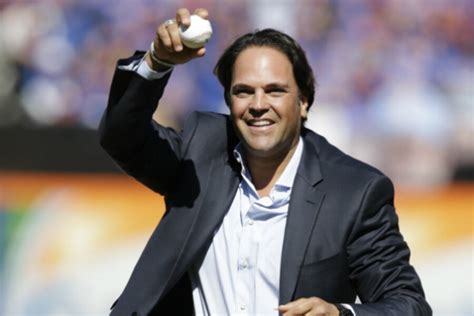 Mike Piazza A Hall Of Famer In Nyc Anyhow