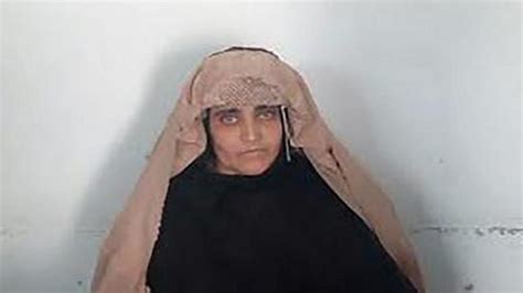 Nat Geos ‘green Eyed Afghan Girl Arrested In Pakistan The Hindu