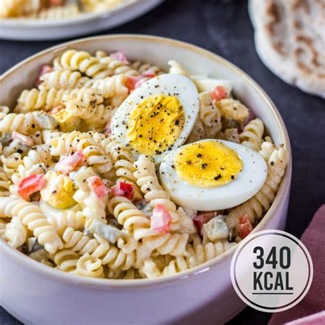 Einfacher und kalorienarmer Nudelsalat mit Mayo- Joghurt - Dressing mit