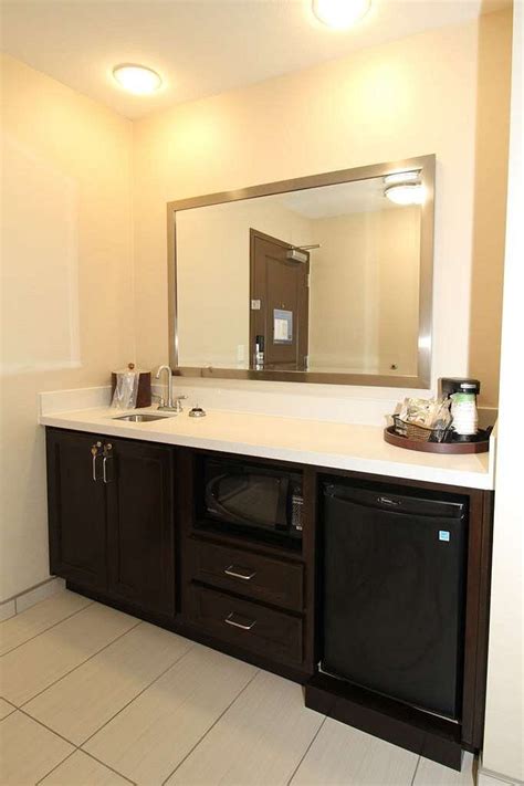 Hampton Inn And Suites Sandusky Milan Rooms Pictures And Reviews