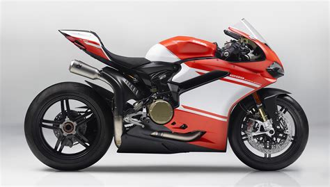 Ducatis 1299 Superleggera Is Its Fastest Bike Yet Robb Report