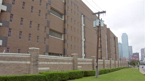 Dallas County Jail Allows In Person Visitation After More Than A Year