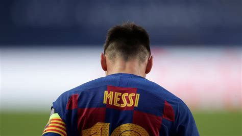Lionel Messi Tells Barcelona Hes Leaving The New York Times