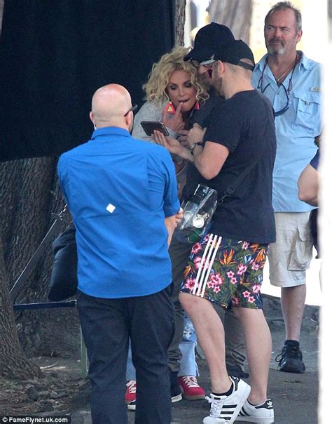 Britney Spears Wears Crazy Hairdo For Pretty Girls Set With Iggy Azalea