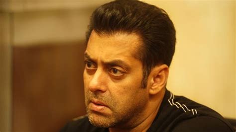 Salman Khan On His Films खुद की इस ब्लॉकस्टर फिल्म को सलमान ने कहा बुरा Salman Khan Called